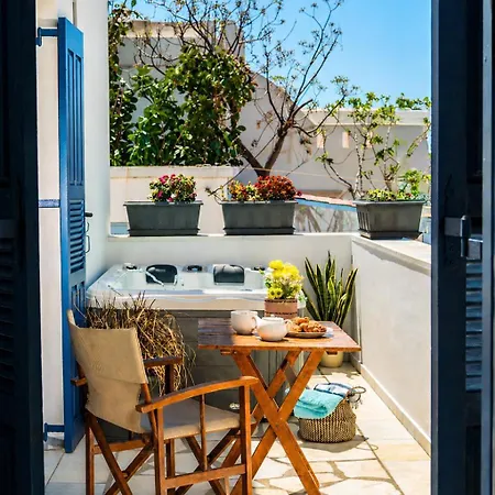 Blue Heart Luxury Agia Anna (Naxos)