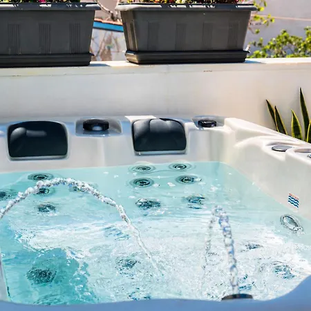 Blue Heart Luxury Aparthotel Agia Anna (Naxos)